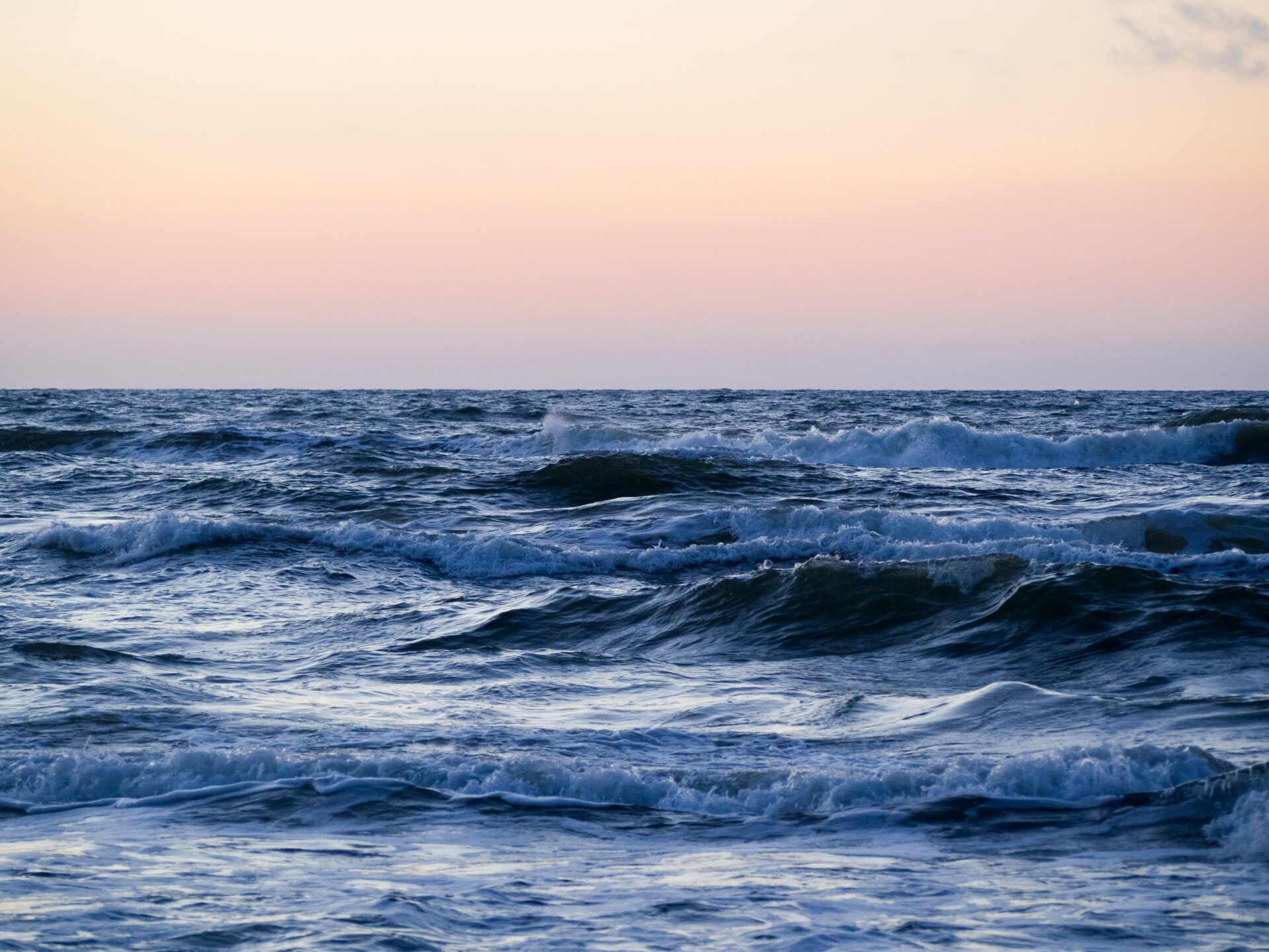 Mercury Cazimi, Venus in Cancer & Chiron Rx: How to Speak, Feel & Heal in August